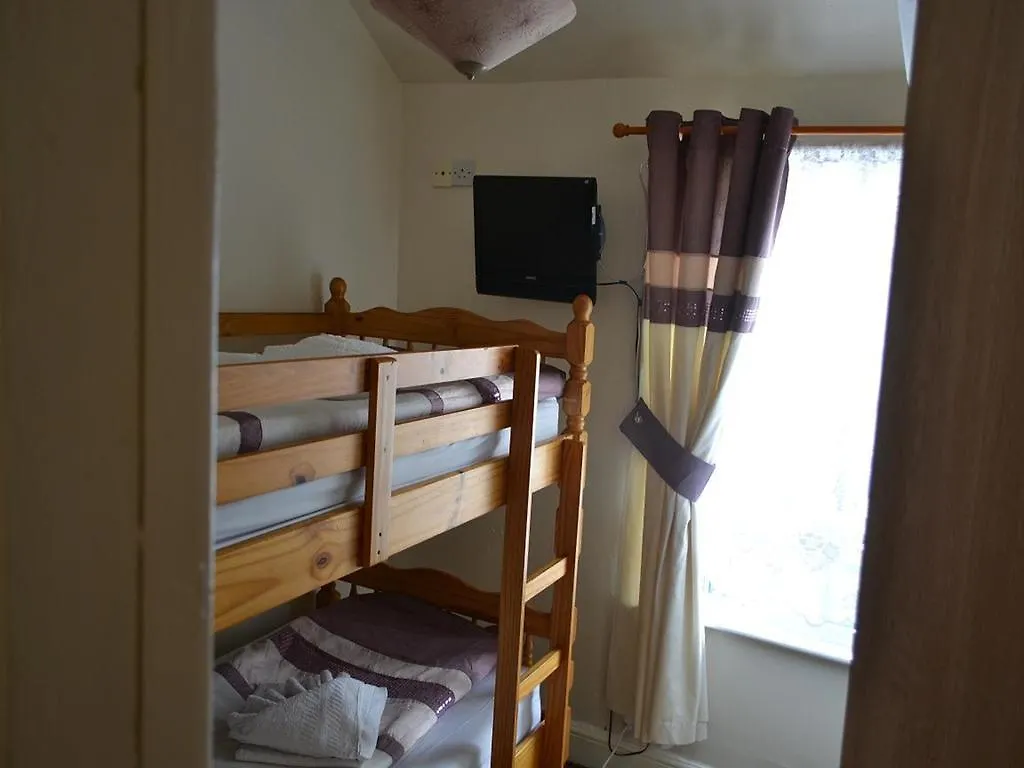 *** Guest house The Maydor Blackpool United Kingdom